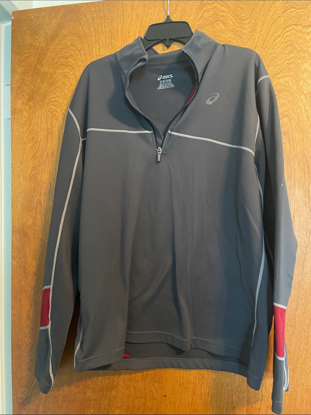 ASICS Men's Gray Quarter-Zip Performance Jacket with Red Sleeve Accents